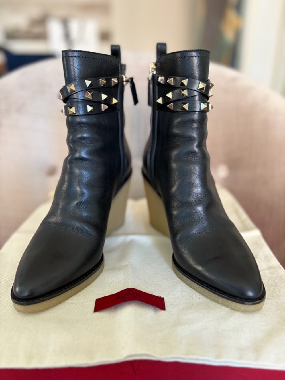 Valentino Garavani Black Leather Stud-Trim Ankle Boots - Size 38 - Picture 2 of 10